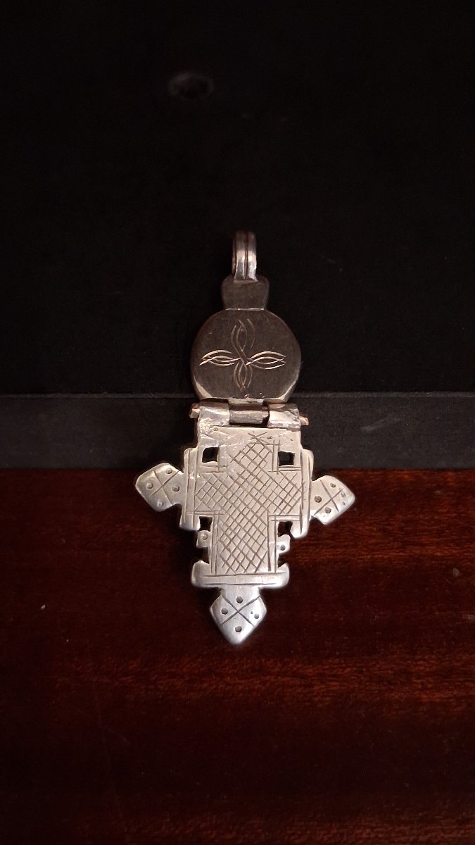 Ethiopian Orthodox Cross Pendant - Ethiopia, 20th Century Or Earlier-photo-3