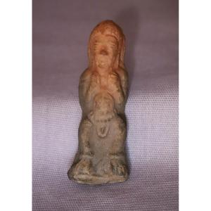 Personnage masculin en terre cuite - Inde, région de Mathura, 1er-3ème siècle après J.C.