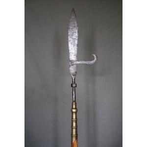 Vietnamese Spearhead With Movable Hook - Indochina, Vietnam, Early 20th Century Or Earlier