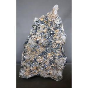 Mineralogy: Minerals, Mineral, Quartz, Pyrite, Hematite - Bulgaria, 4.145 Kg