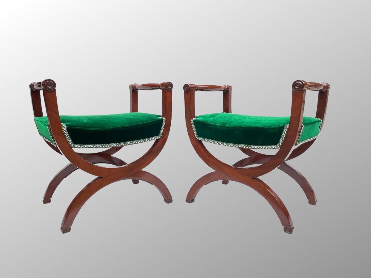 Paire De Tabourets Curule. Acajou. Epoque Premier Empire.