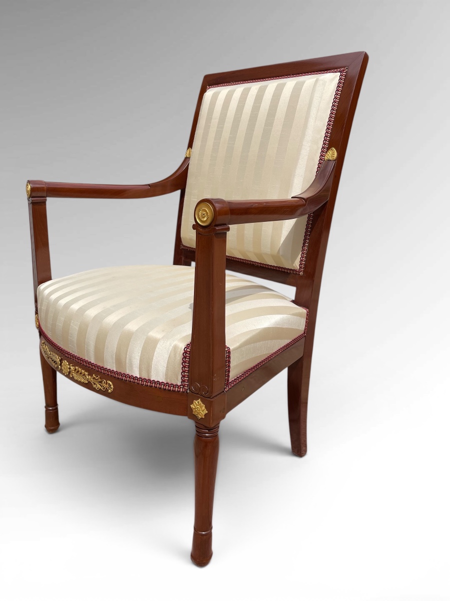 Suite Of Four Mahogany Armchairs From The Consulat Period.-photo-2