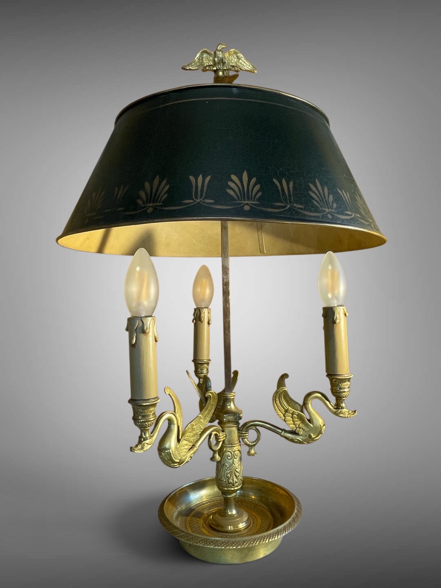 Lampe bouillotte aux cygnes. Bronze doré. Fin du XIXe siècle.-photo-2