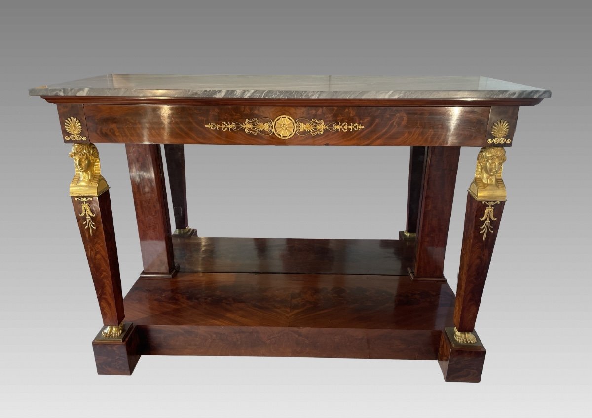 Console En Acajou Et Bronzes Dorés. Epoque Consulat