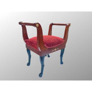 Tabouret d'époque Premier Empire. Modèle à Jarrets de félin.