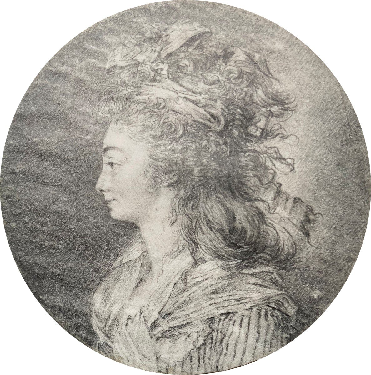 ECOLE FRANCAISE VERS 1780 "Portrait de femme de profil" Dessin/Pierre noire, Beau cadre fin 18e-photo-2