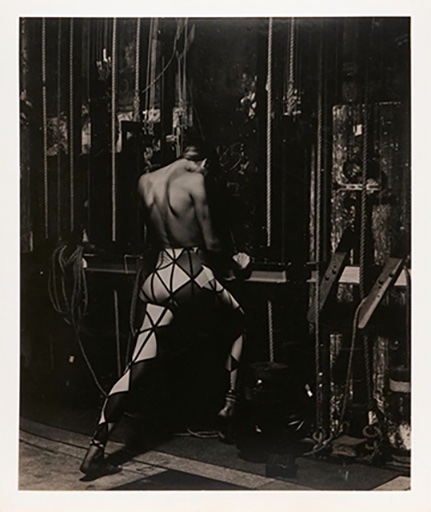 Albert Watson - Gabrielle Reece, Comédie Française, Vogue Italie - Épreuve argentique - 1989