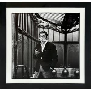 Nicolas Treatt - Serge Gainsbourg à la cigarette - Photographie inédite - 1963