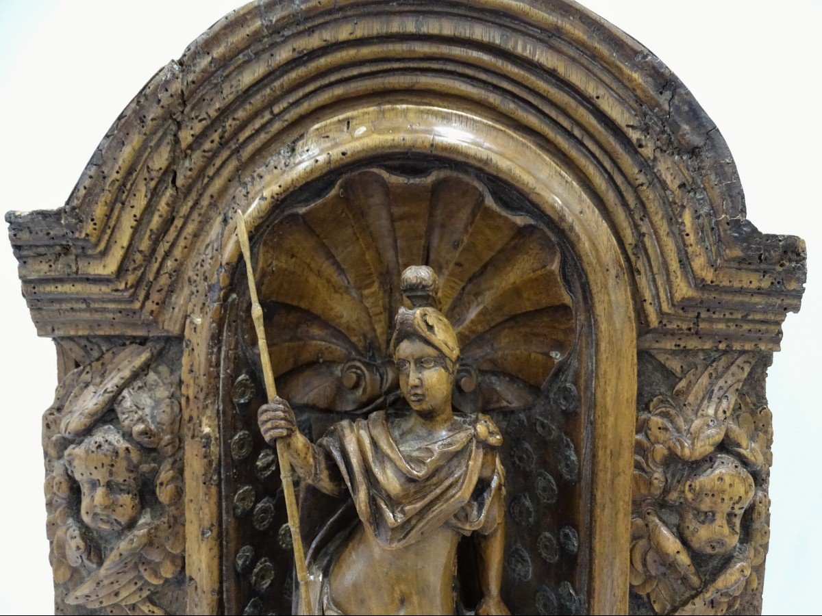 Minerve Dans Une Niche Architecturée-photo-1
