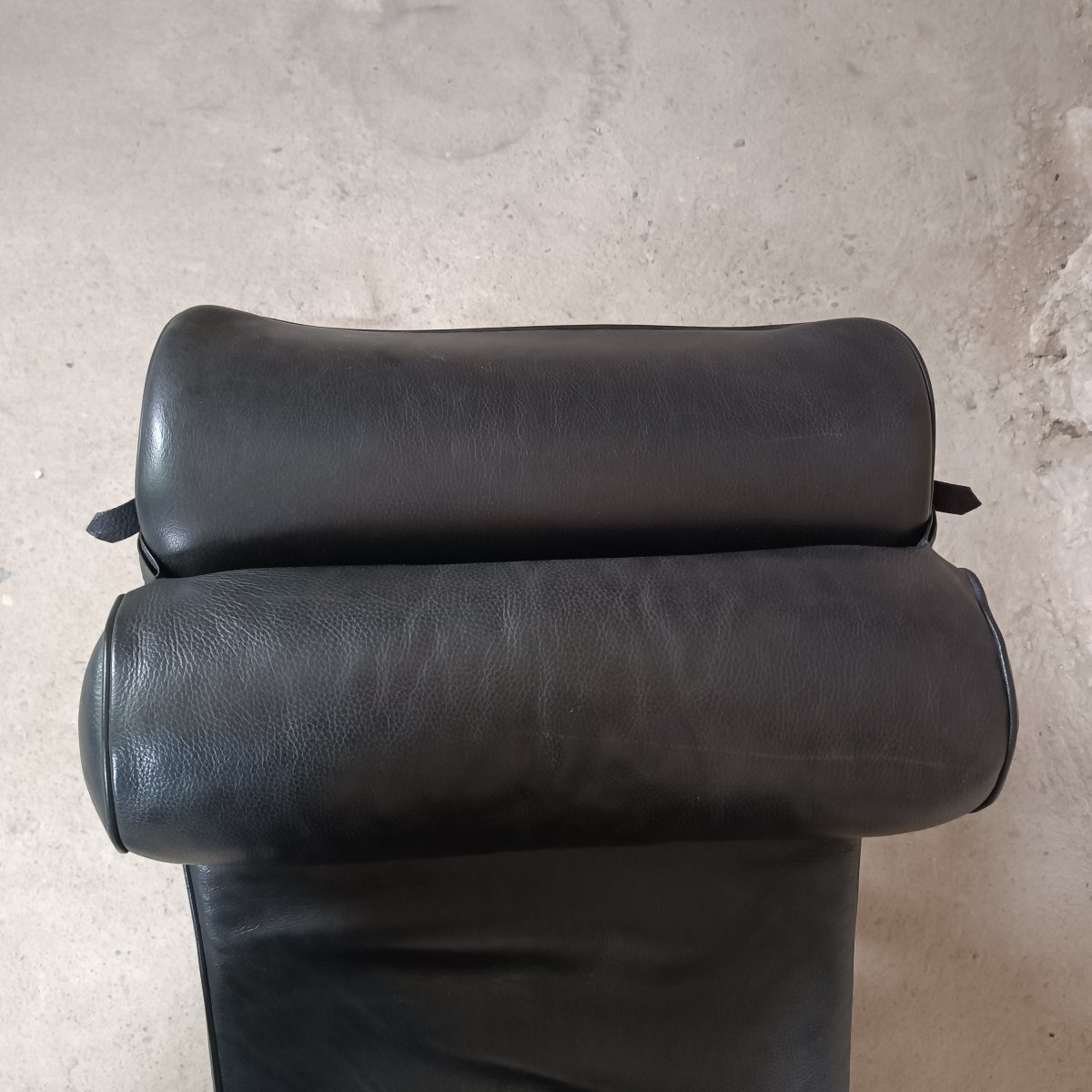 Le Corbusier Lc4 Chaise Longue By Cassina -photo-4