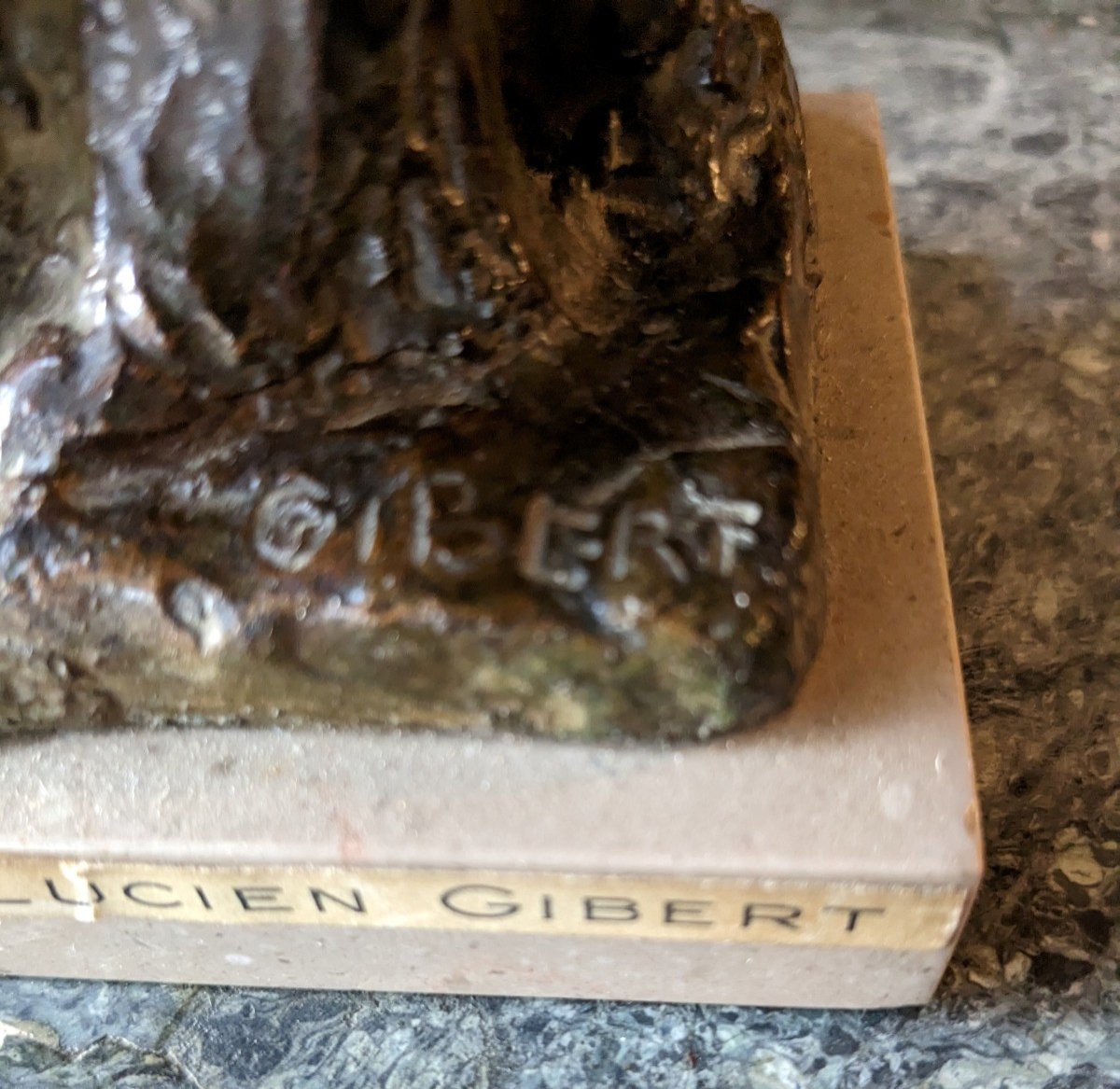 Lucien Gibert(1904-1988)  Couple Amoureux, Le Baiser, Bronze Signé,  Cachet Fondeur-photo-1
