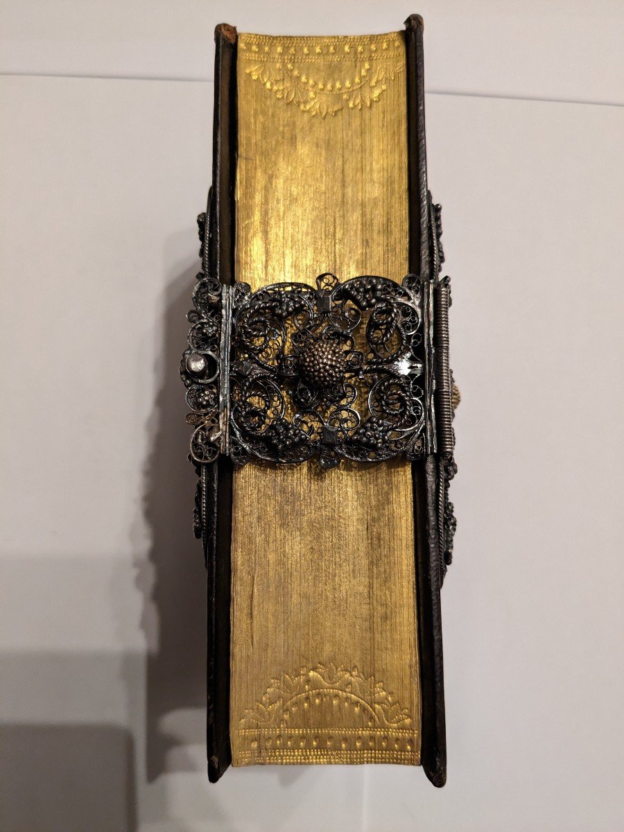 18th Century Book Christlich Catholische Gebett, 1734 Augsburg Chiselled Silver Lace Clasp-photo-3