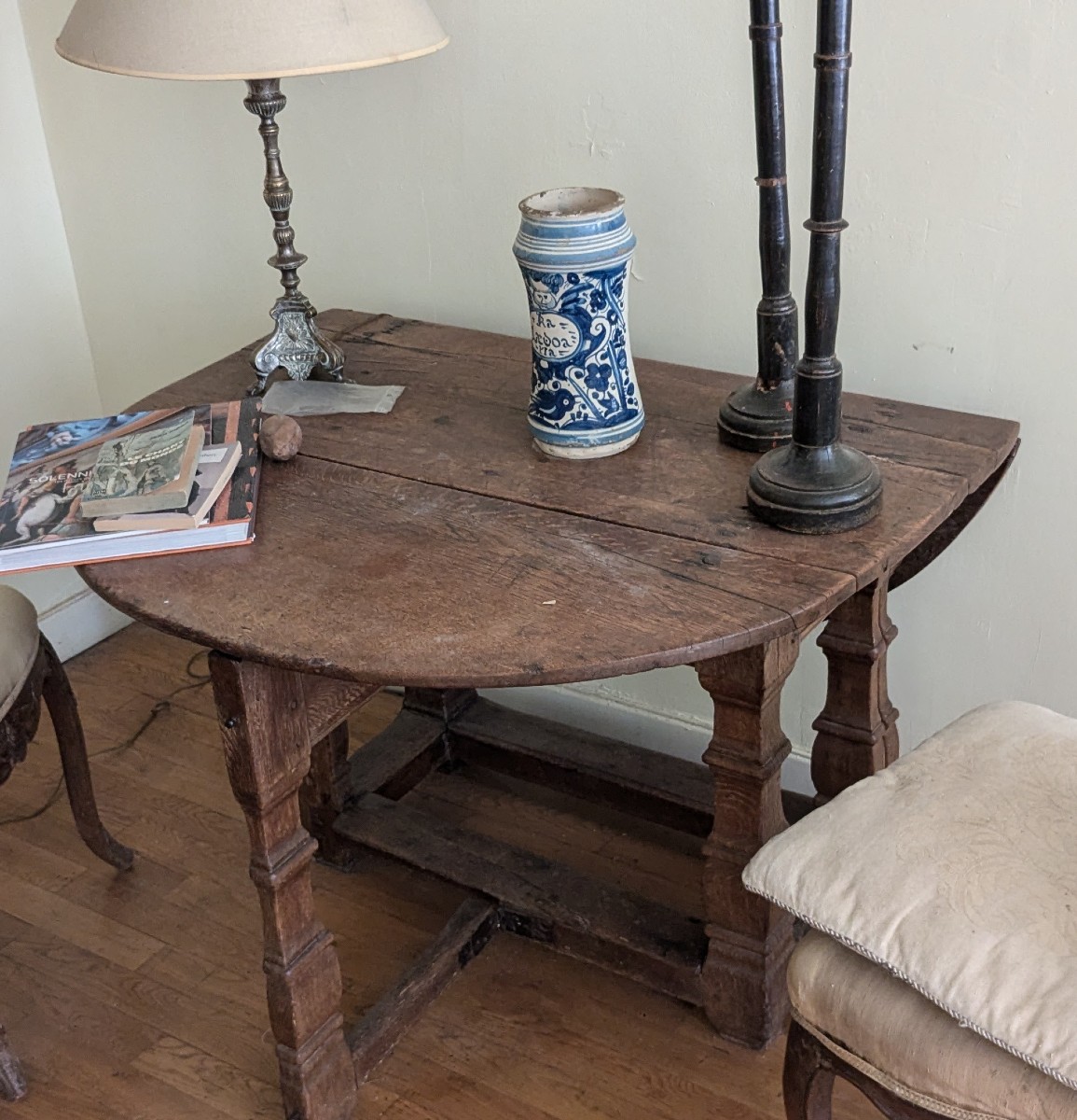 Rare 17th Century Table, Gateleg Style, Opening Legs-photo-3