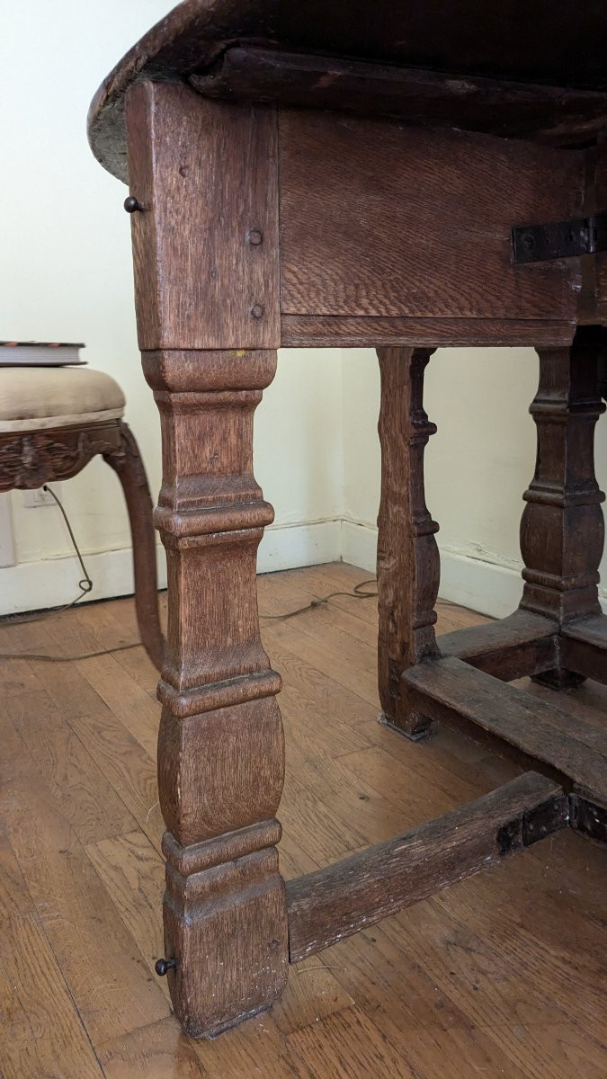 Rare 17th Century Table, Gateleg Style, Opening Legs-photo-7