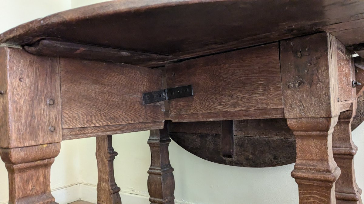 Rare 17th Century Table, Gateleg Style, Opening Legs-photo-8