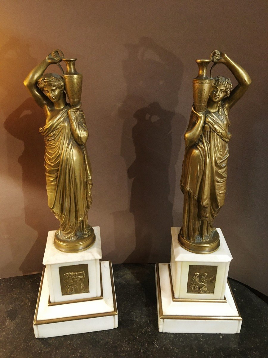 Sculpture Paire De Femme  Drapées à l'Antique En Bronze 
