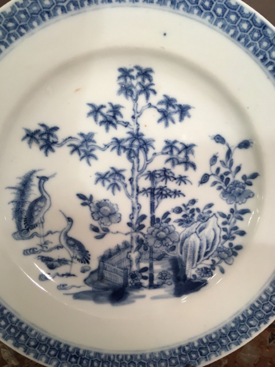 Assiette En Porcelaine Chinoise Blanc Bleu 18 éme Siècle-photo-2