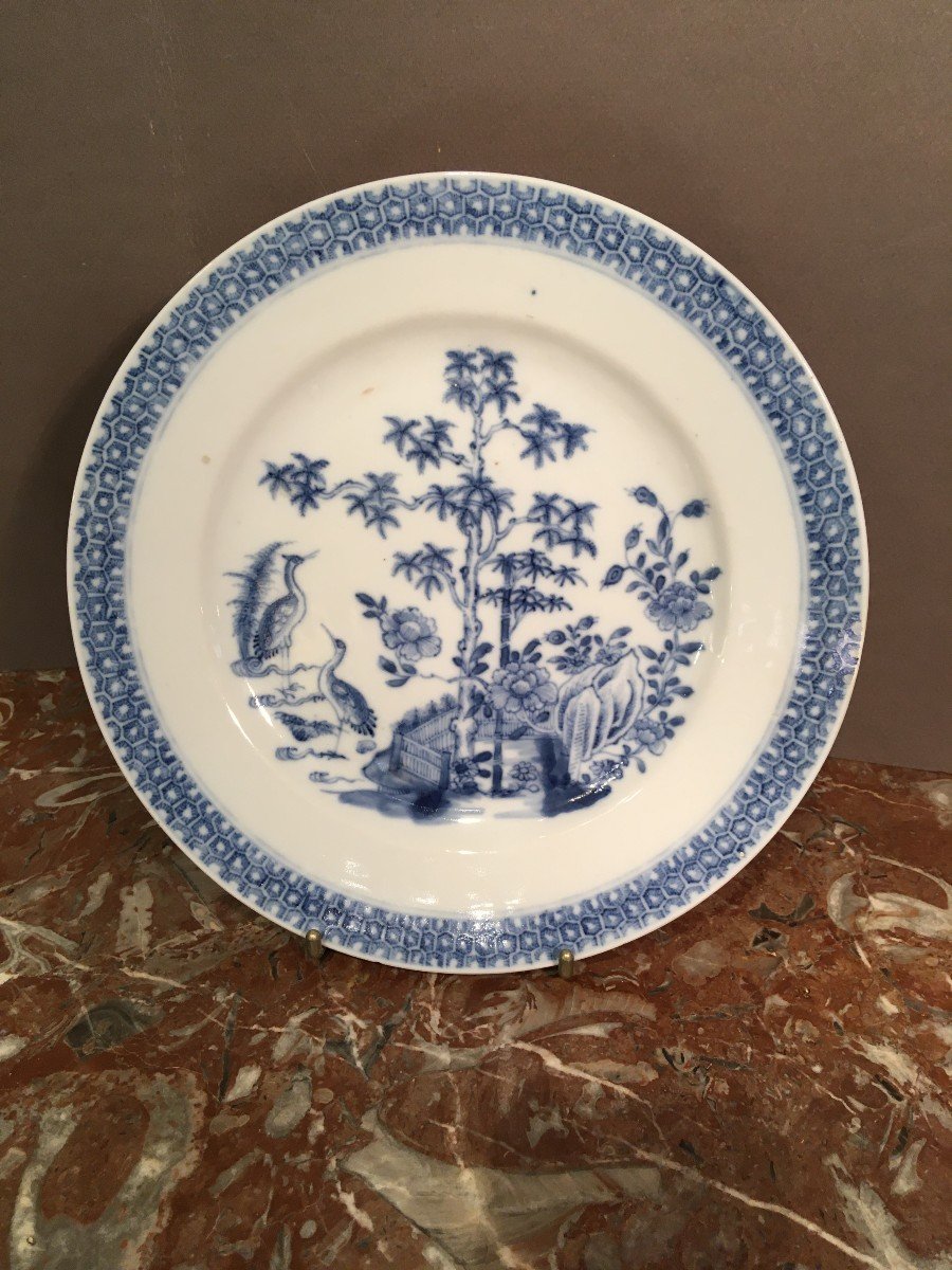 Assiette En Porcelaine Chinoise Blanc Bleu 18 éme Siècle