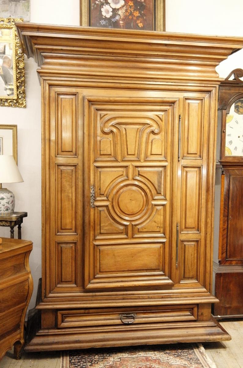 Louis XIV Bonnetière In Walnut 18th