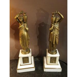 Sculpture Pair Of Woman Draped In The Antique In Bronze