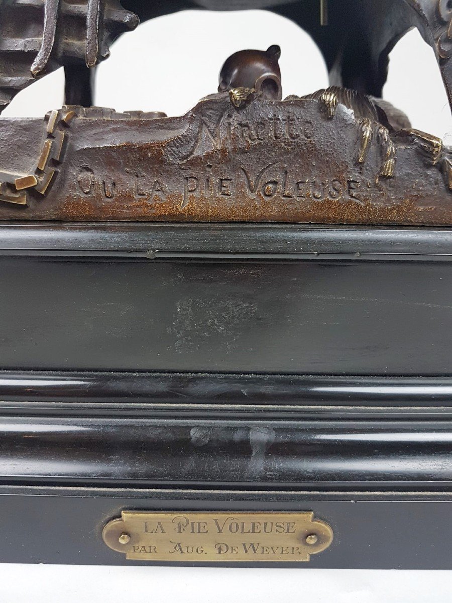 Auguste De Wever, Bronze à Patine Brune "la Pie Voleuse"-photo-3