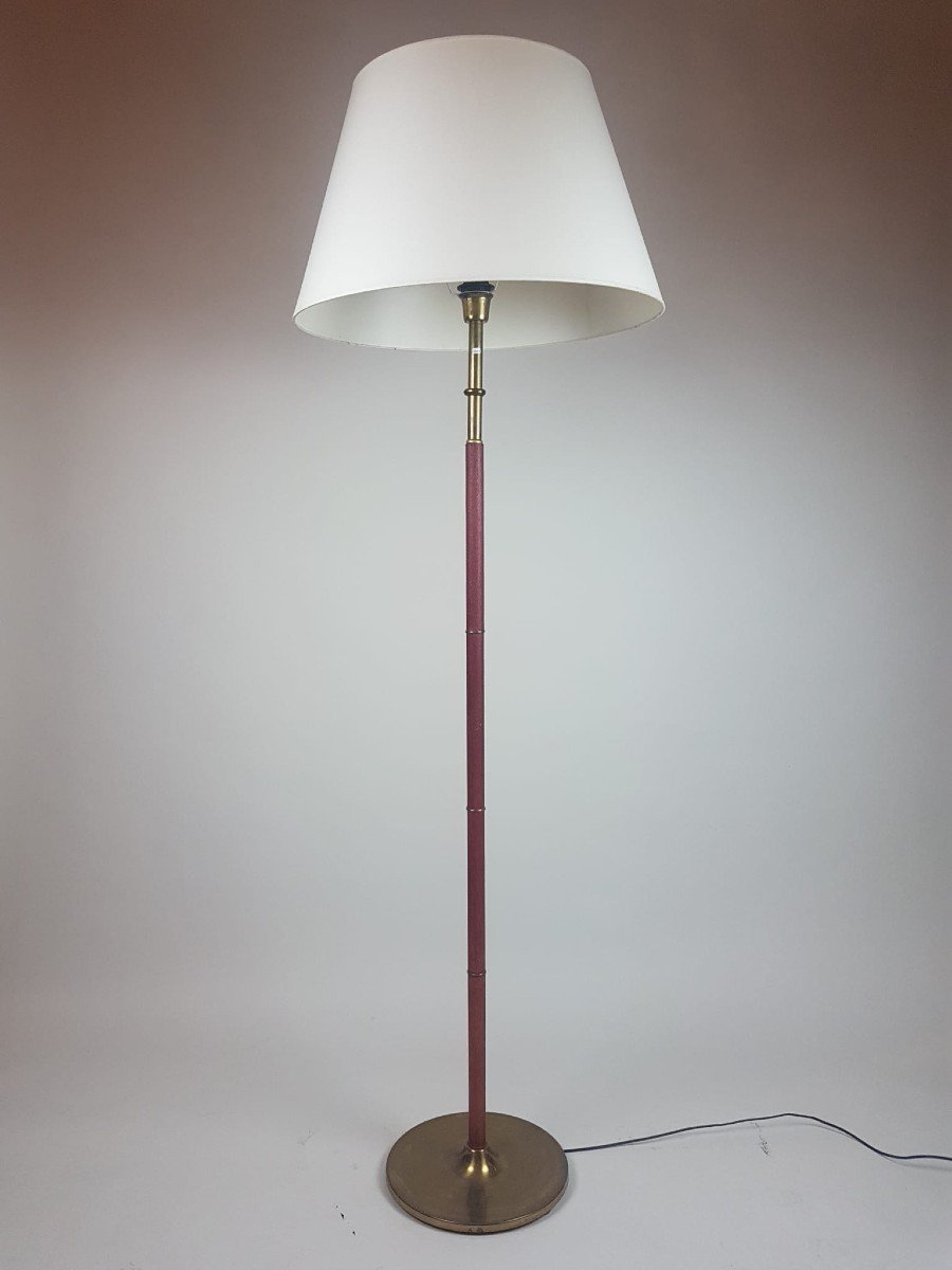 Lampadaire En Laiton Gainé De Cuir Rouge, Vers 1950