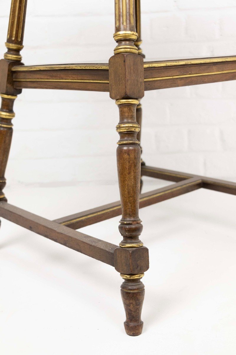 Walnut Pedestal Table-photo-3