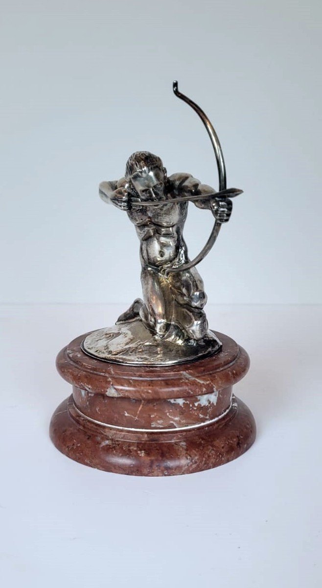 Automotive Mascot In Silver Bronze-photo-4