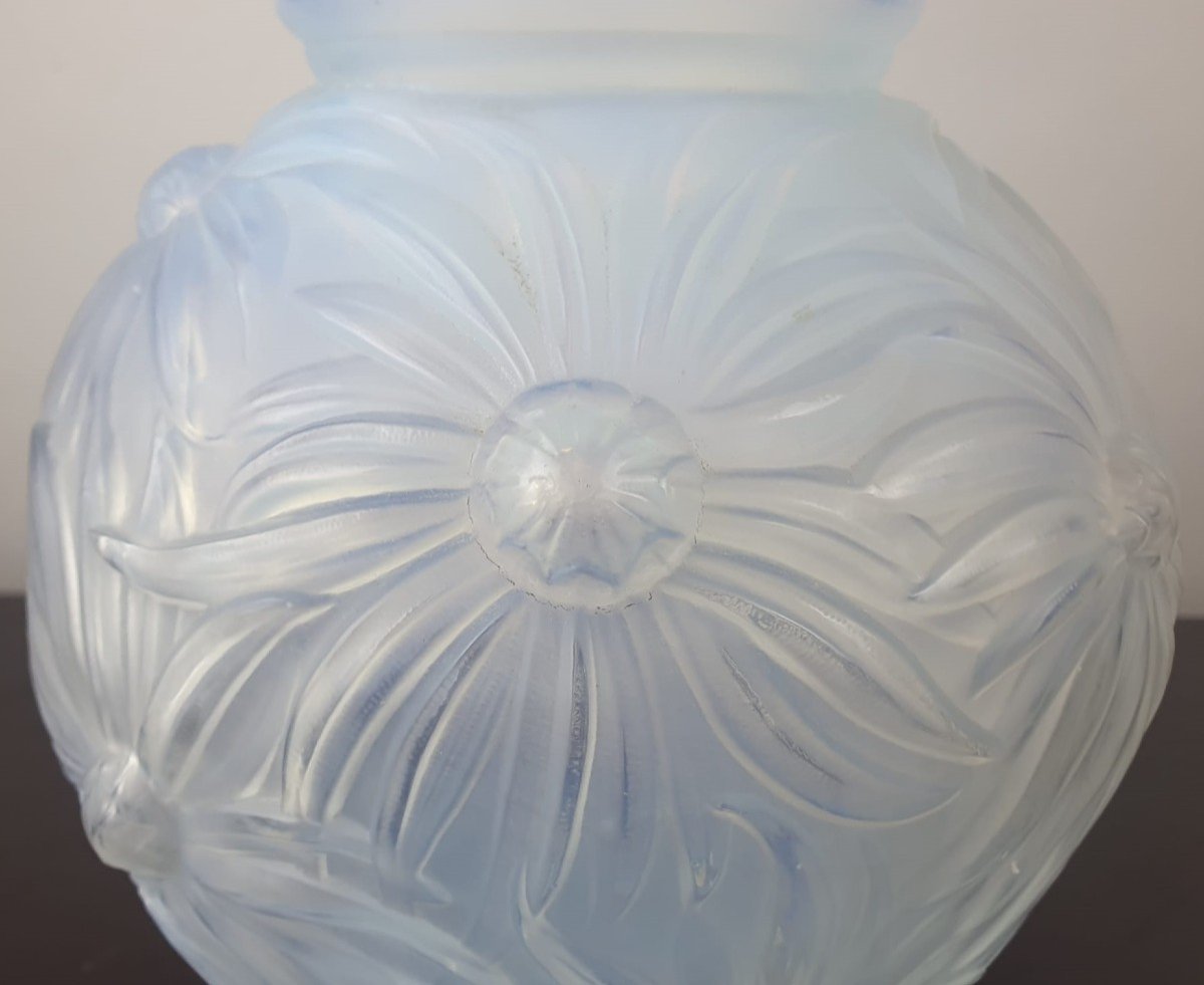 Etling, Opalescent Vase, Anemone Motifs, Circa 1930-photo-2