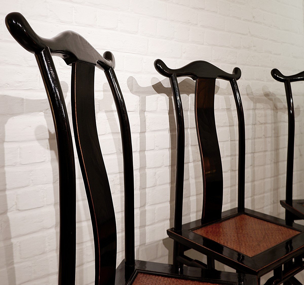 Suite Of 6 Chinese Chairs In Black Lacquered Wood-photo-3
