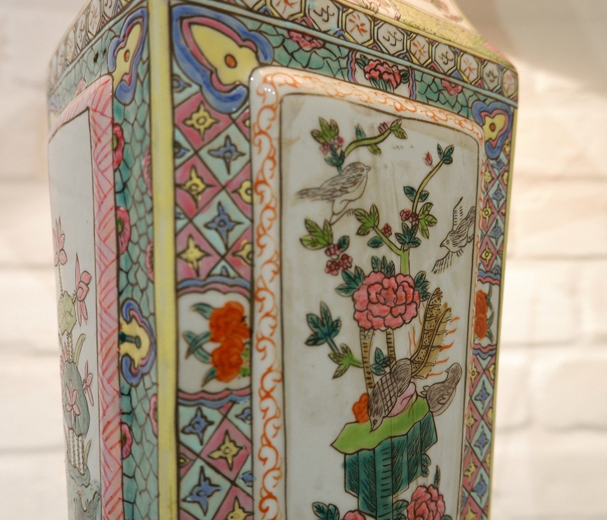 Pair Of Chinese Porcelain Lamps, Early 20th-photo-4