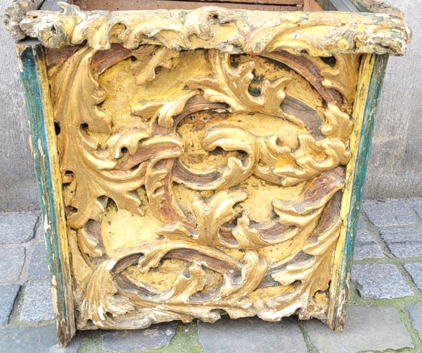 17th Century Polychrome Planter -photo-4