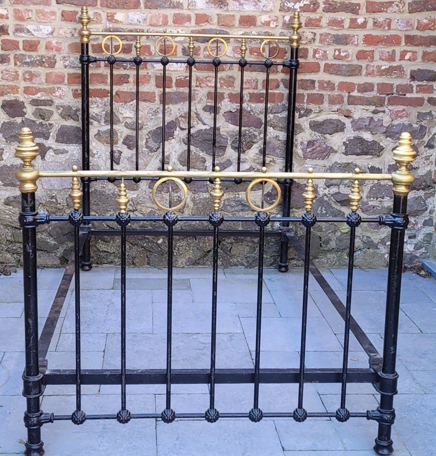 Metal Bed In Cast Iron And Copper -photo-2