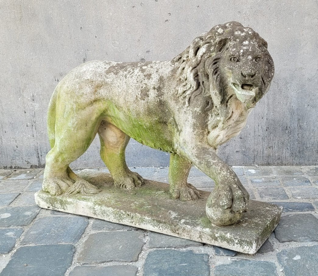 Concrete Sculpture - Early 20th Century 