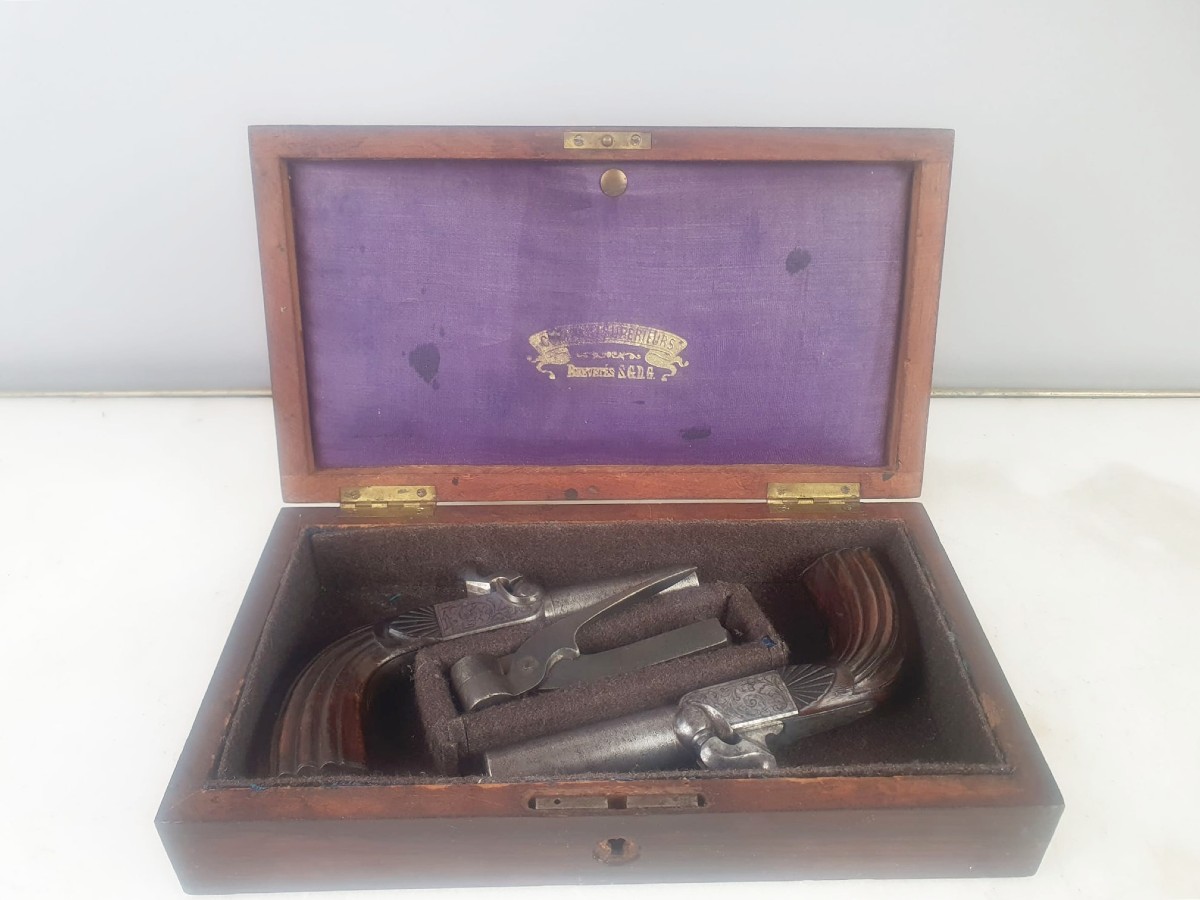 Box Set Of Pair Of Percussion Pocket Pistols