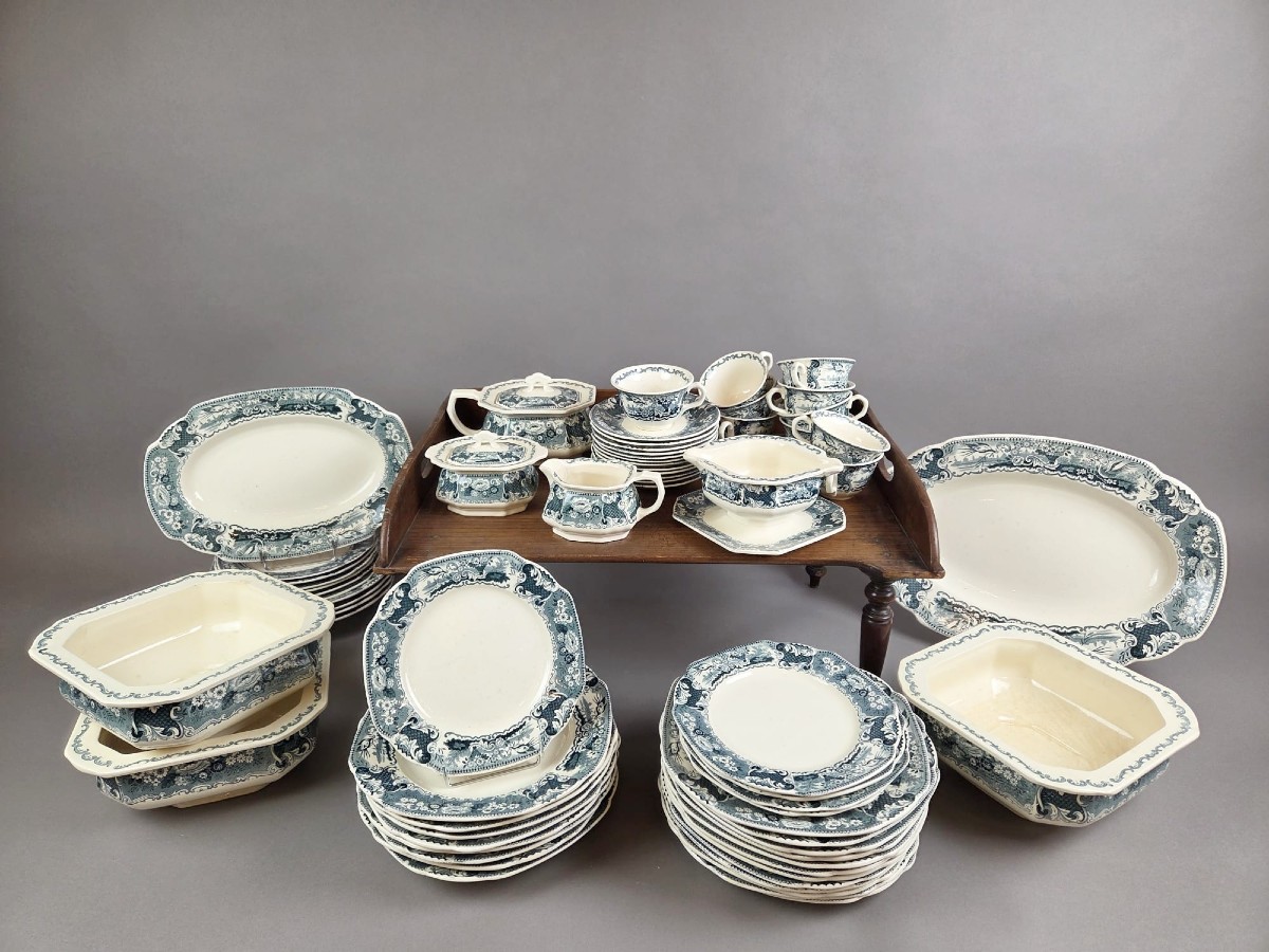Part Of A Maastricht Earthenware Dinner Service, Victoria Model, Early 20th Century