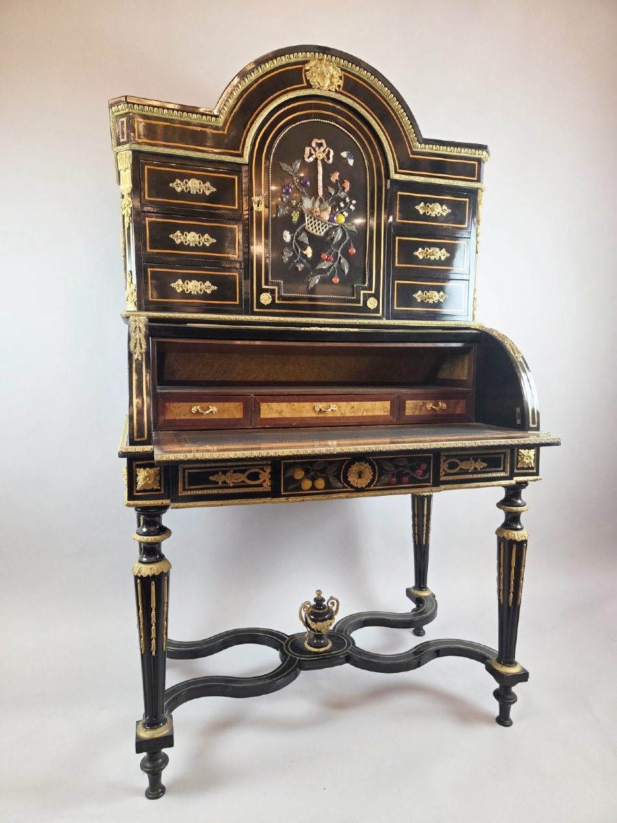 Inlaid Cylinder Desk-photo-6