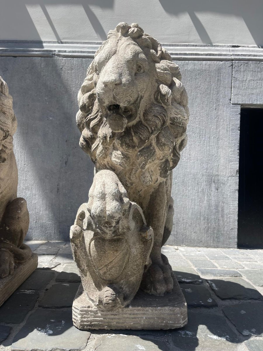 Paire de Lions en pierre tendre sculpté, début 20th-photo-3