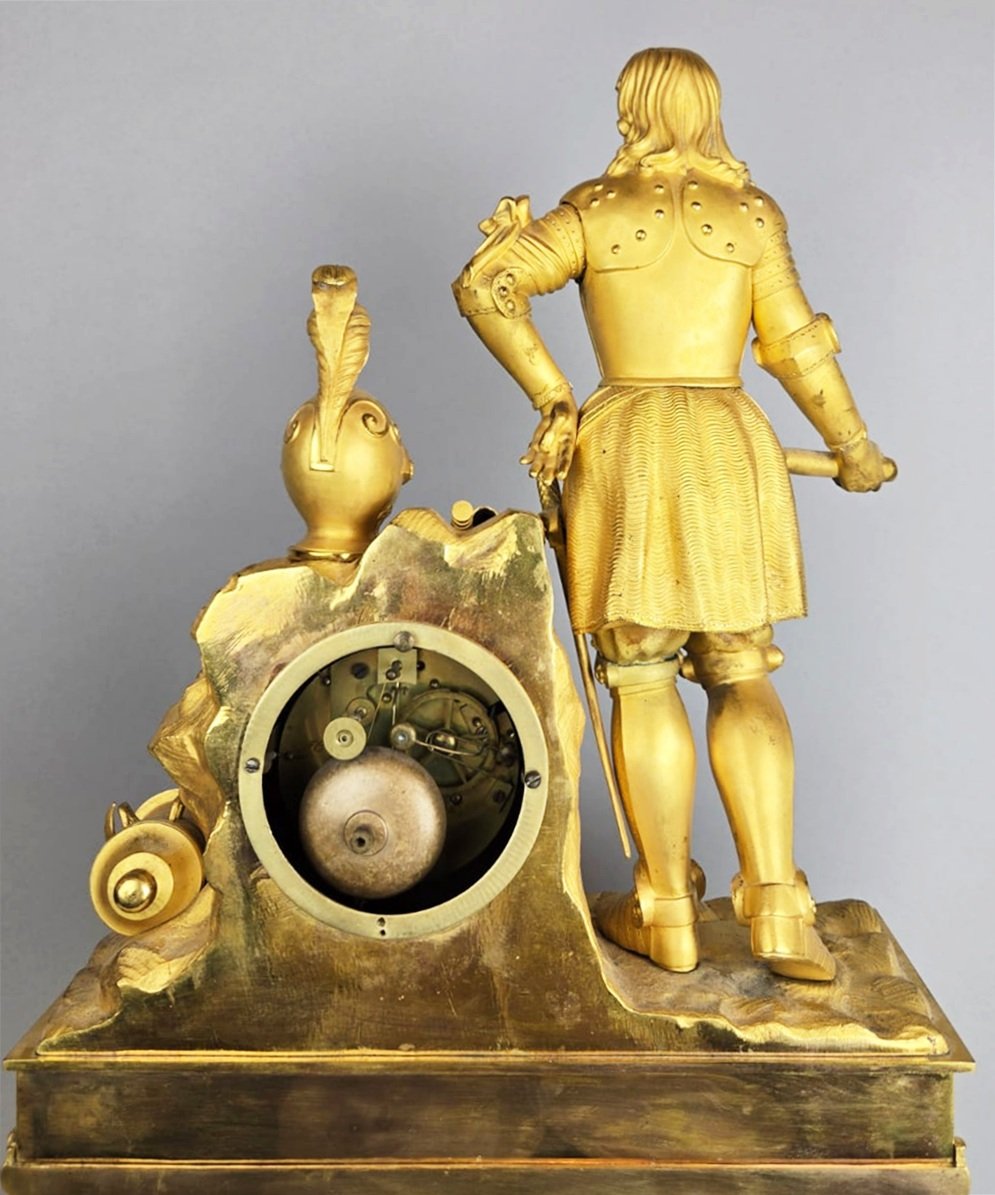 Pendule  en bronze doré , d'époque Napoléon III,  1850-1880-photo-5