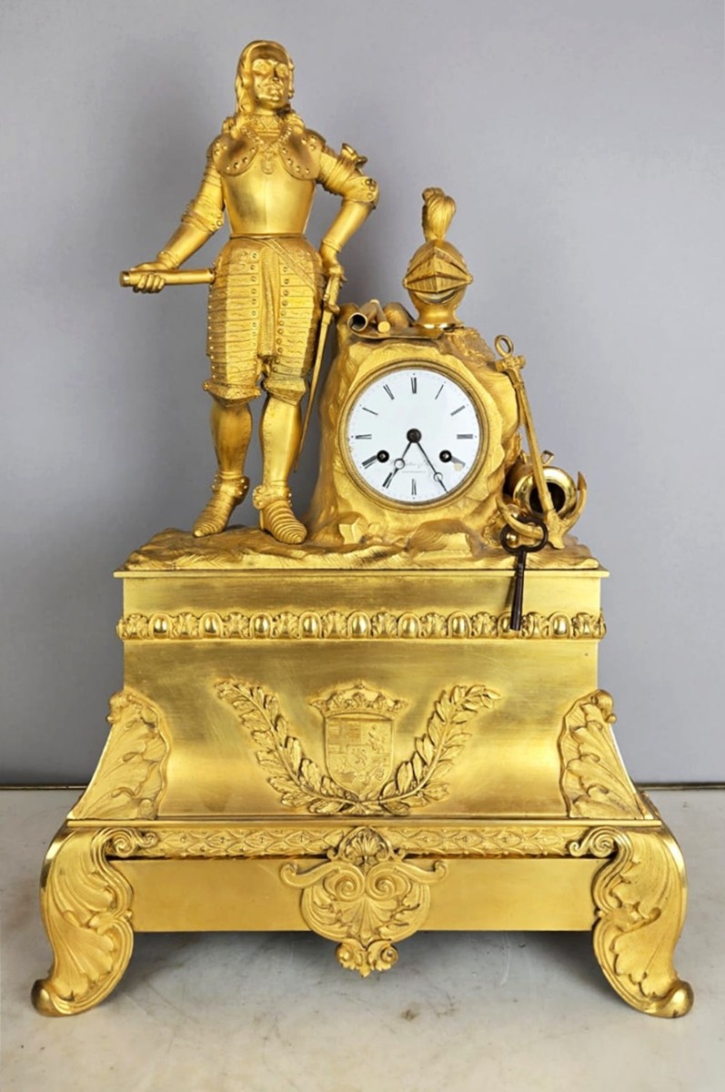 Pendule  en bronze doré , d'époque Napoléon III,  1850-1880