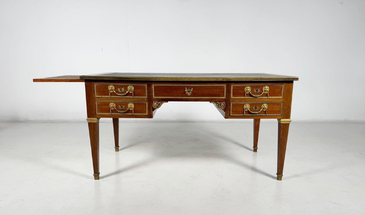 Bureau plat de style Louis XVI en acajou et bronzes dorés,  début 19th-photo-3