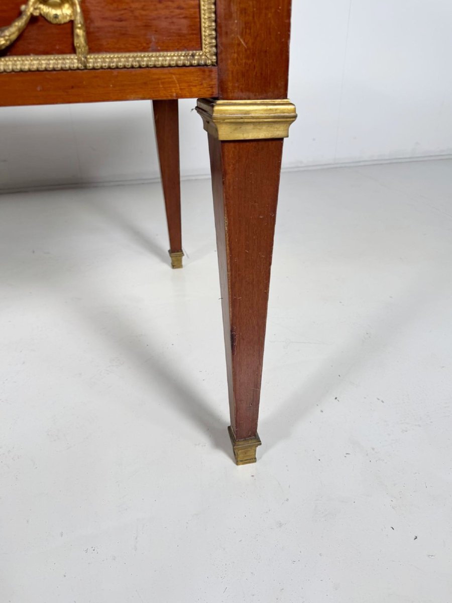 Bureau plat de style Louis XVI en acajou et bronzes dorés,  début 19th-photo-8