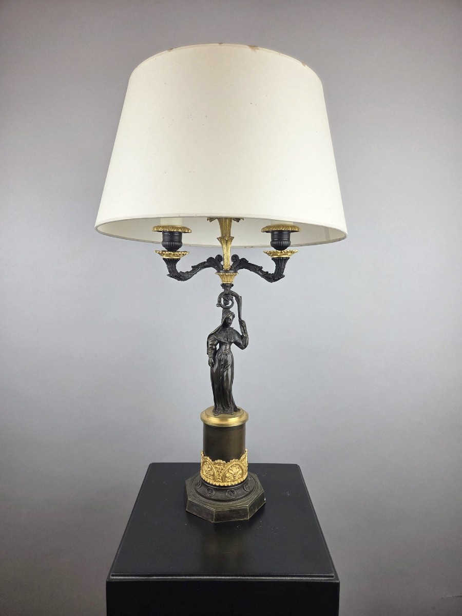 Pied de lampe Charles X en bronze patiné et doré
