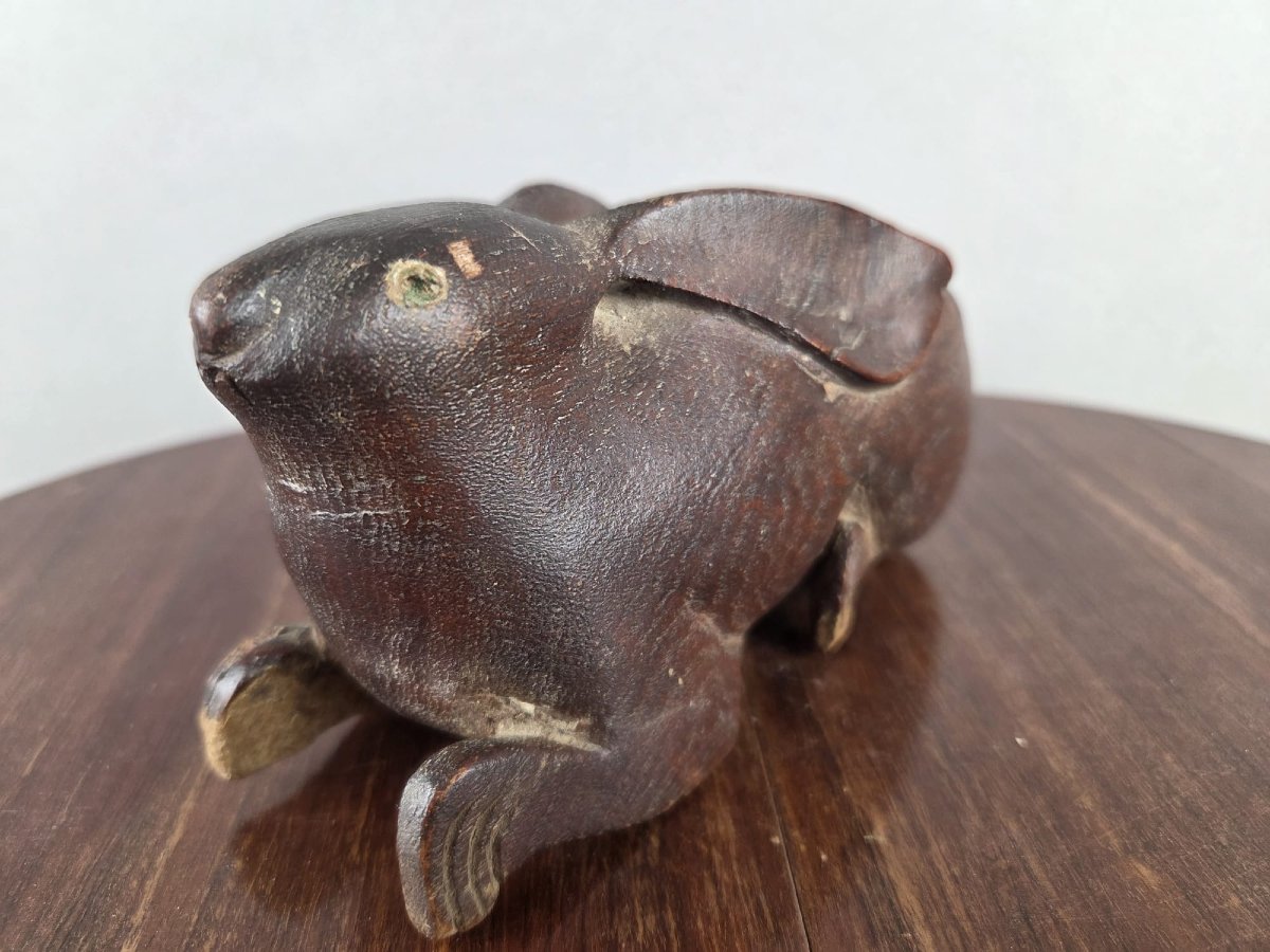 Carved Wooden Snuffbox Depicting A Rabbit, 19th Century-photo-1