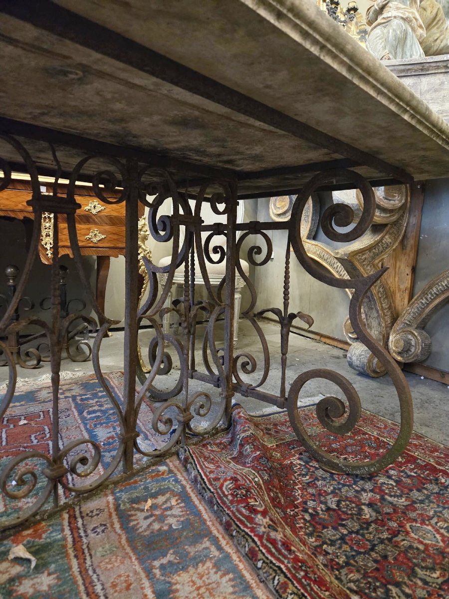 Grande table d'extérieur, piètement en fer forgé-photo-1