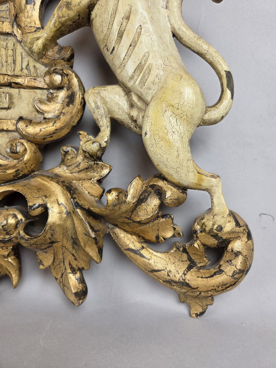 Large Coat Of Arms In Carved And Patinated Wood, 19th-photo-4