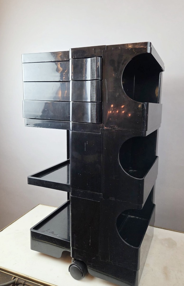 Desserte Boby par Joe Colombo en ABS noir