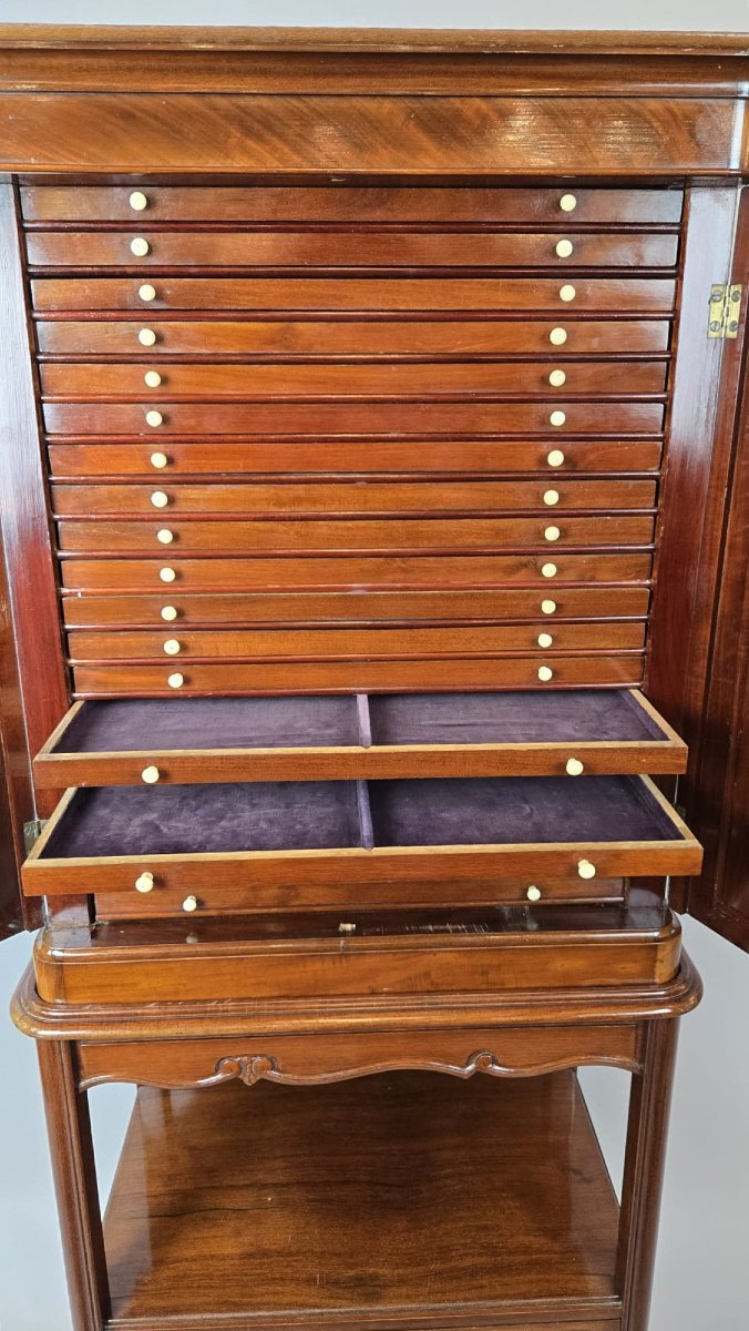 Médailler en acajou, fin 19th-photo-1