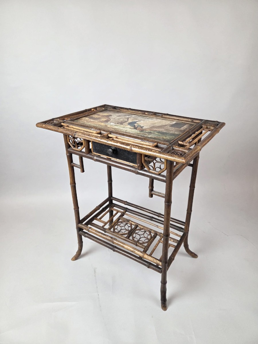 Petite table d'appoint façon bambou
