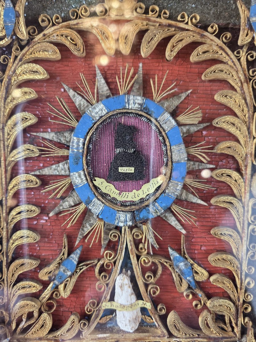 Reliquary Frame With Agnus Dei And Relics Of Saint Mansuet – Italy, 18th Century-photo-3